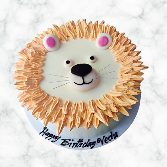 A Majestic White Lion Cake!
