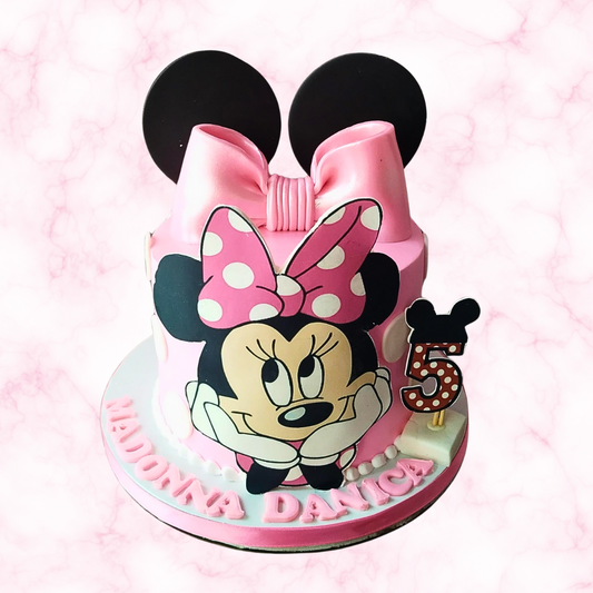 Minnie Mouse Magic Cake