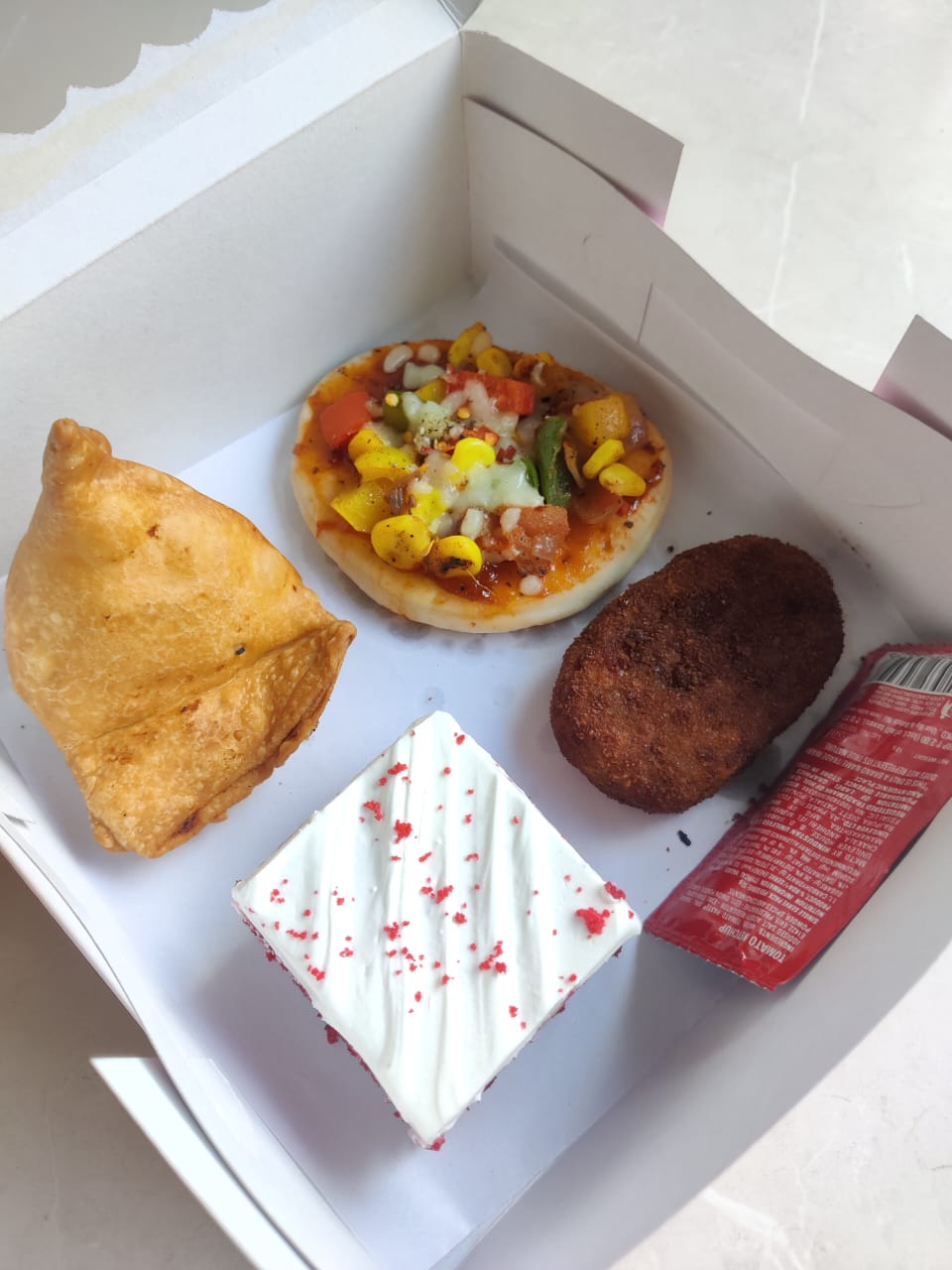 Pizza Party Snack Box (15 boxes min) - Main Image