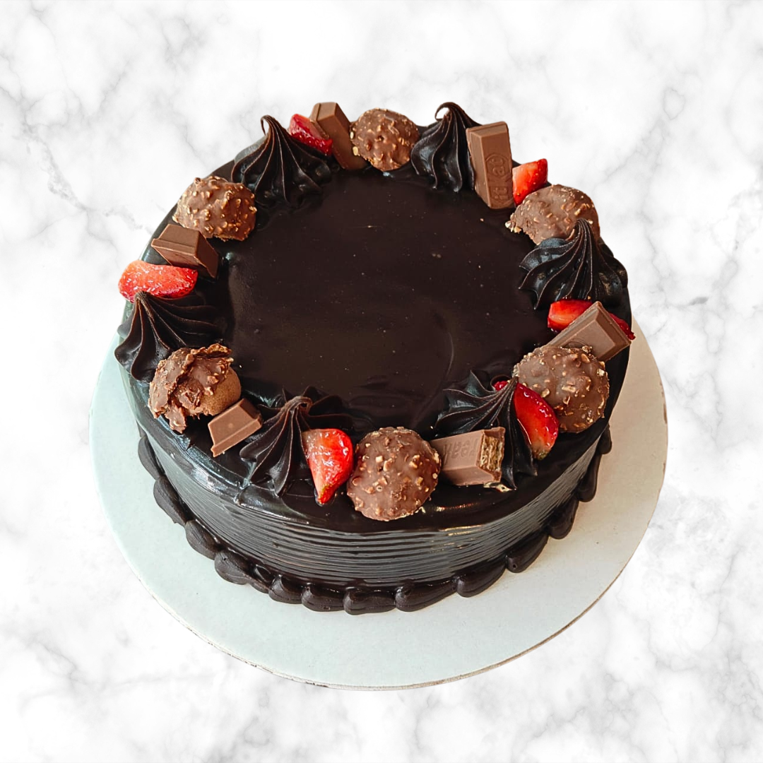 Chocolate Strawberry Cake