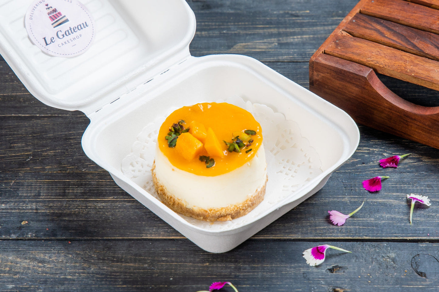 legateaucakes Mini (200g) Mango Baked Cheesecake