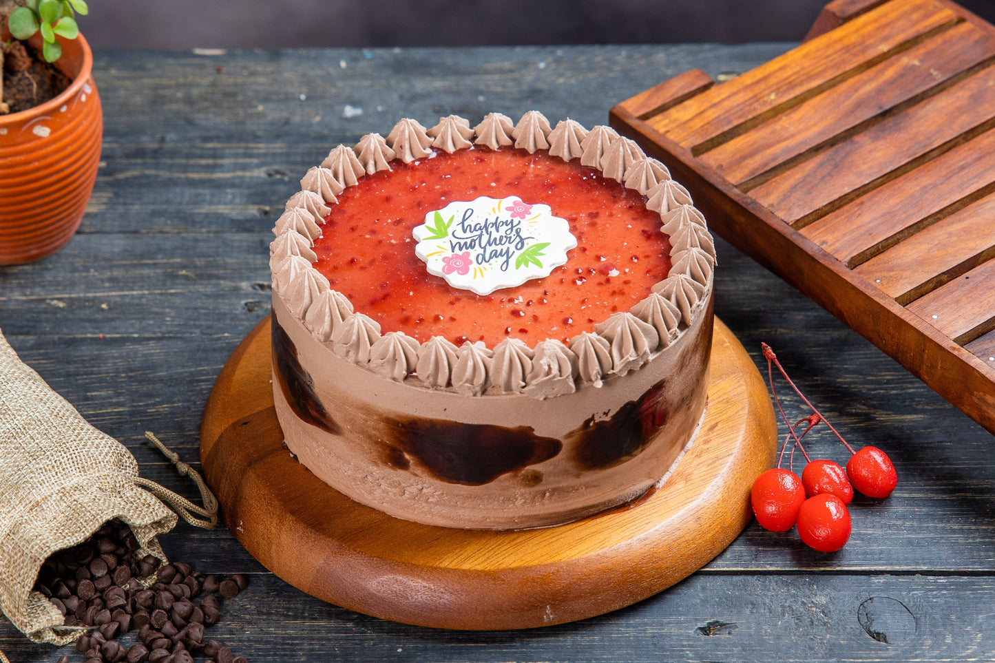 legateaucakes Mother's Day Chocolate Raspberry Cake (500g)