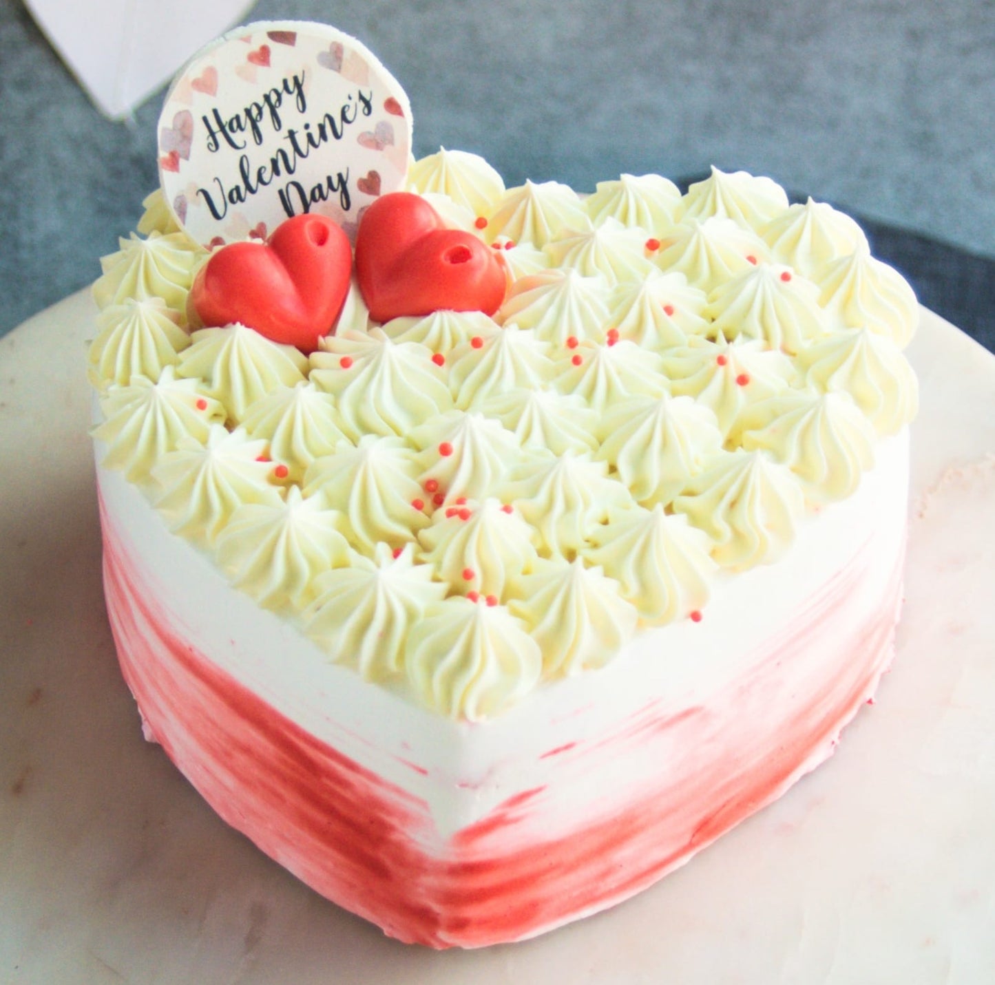 legateaucakes 1/2 kg / egg Red Velvet Heart Cake