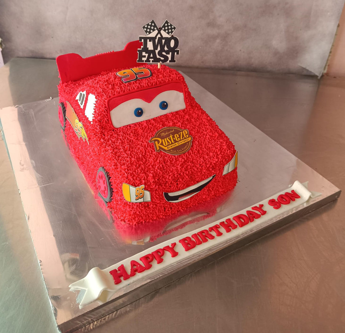 Two Fast Lightning Car Cake – legateaucakes