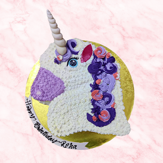 A Unicorn Head Cake to Remember!