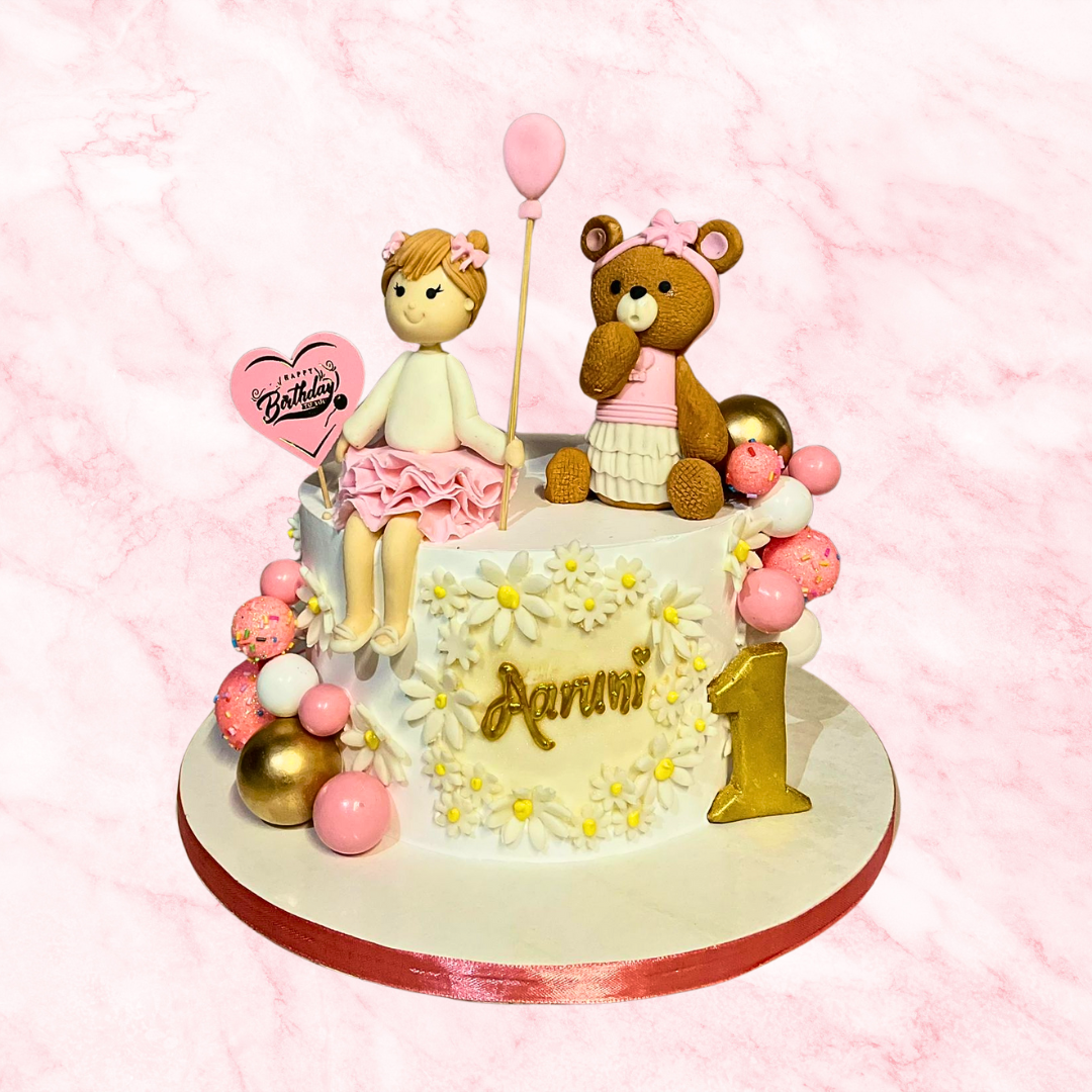 Teddy Bear Hug Cake