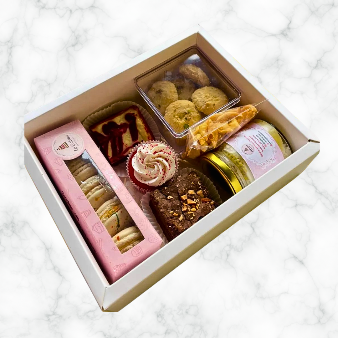 Holi Gift Hamper