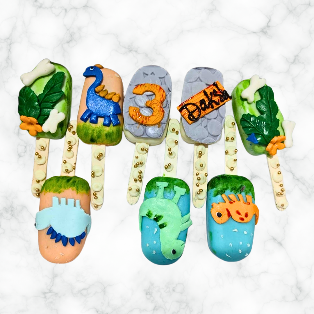 8 Dino Cakesickles