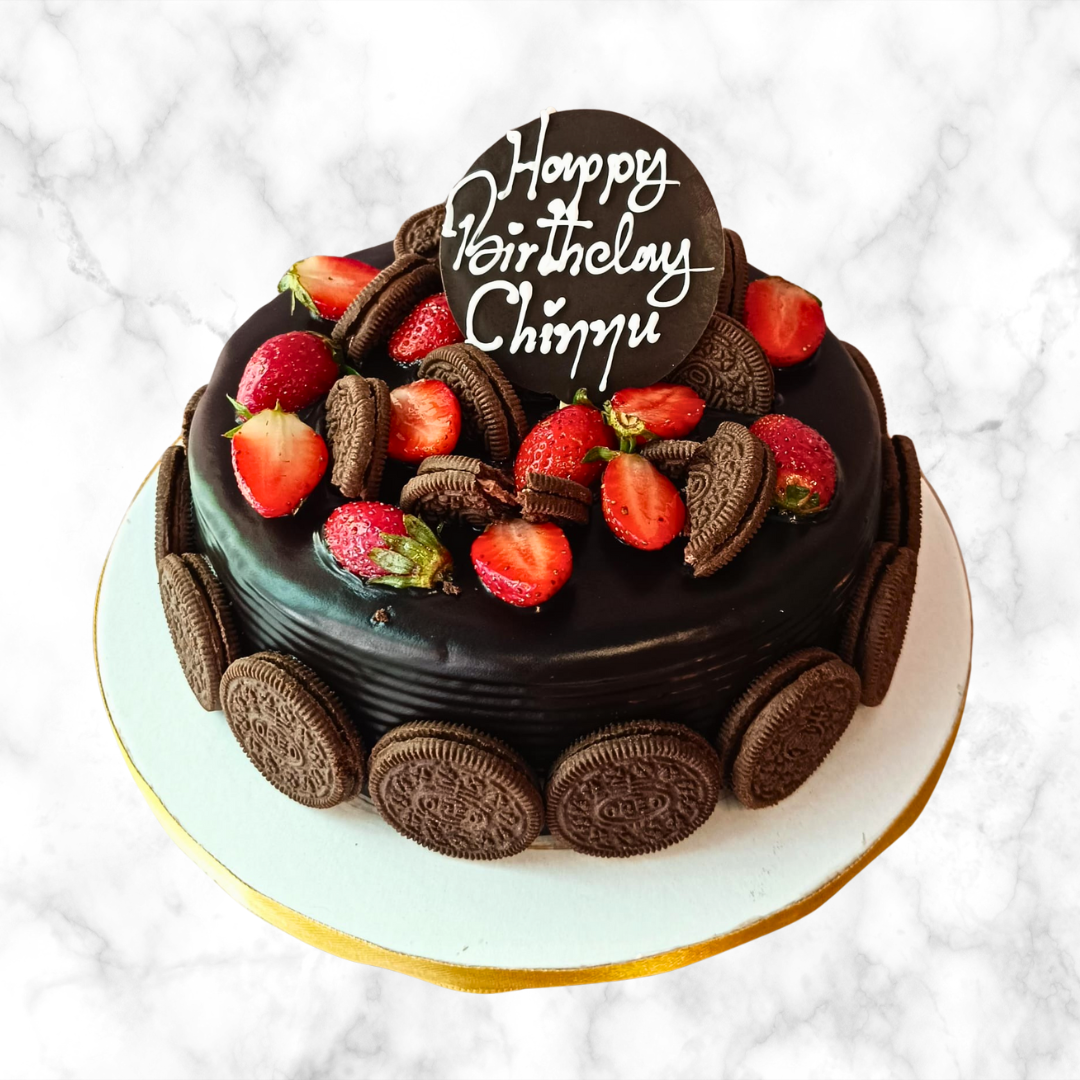 Oreo Strawberry Cake