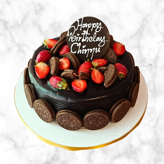 Oreo Strawberry Cake