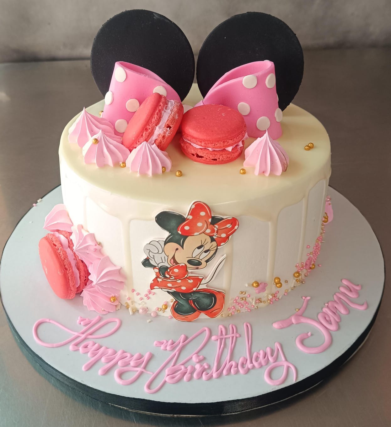 Minnie Mouse Birthday Cake