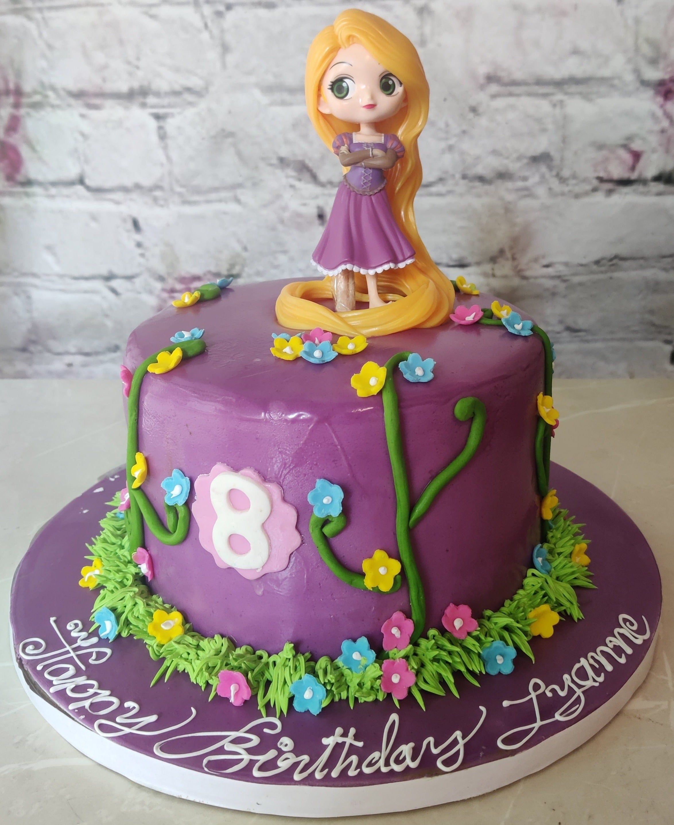 Rapunzel Tier Cake – Creme Castle