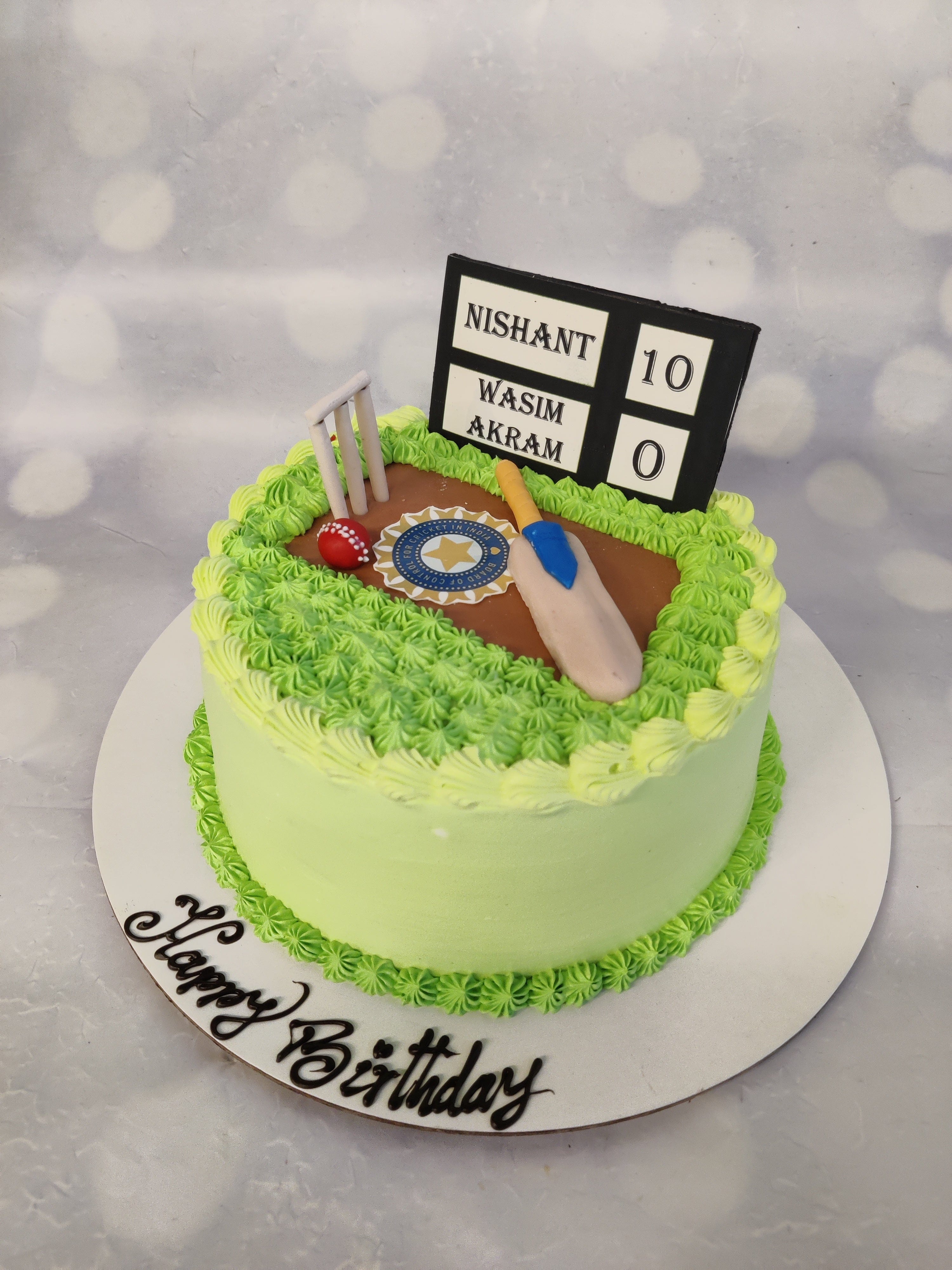 PERSONALISED CRICKET BAT AND STUMPS ANY NAME/AGE BIRTHDAY CAKE TOPPER | eBay