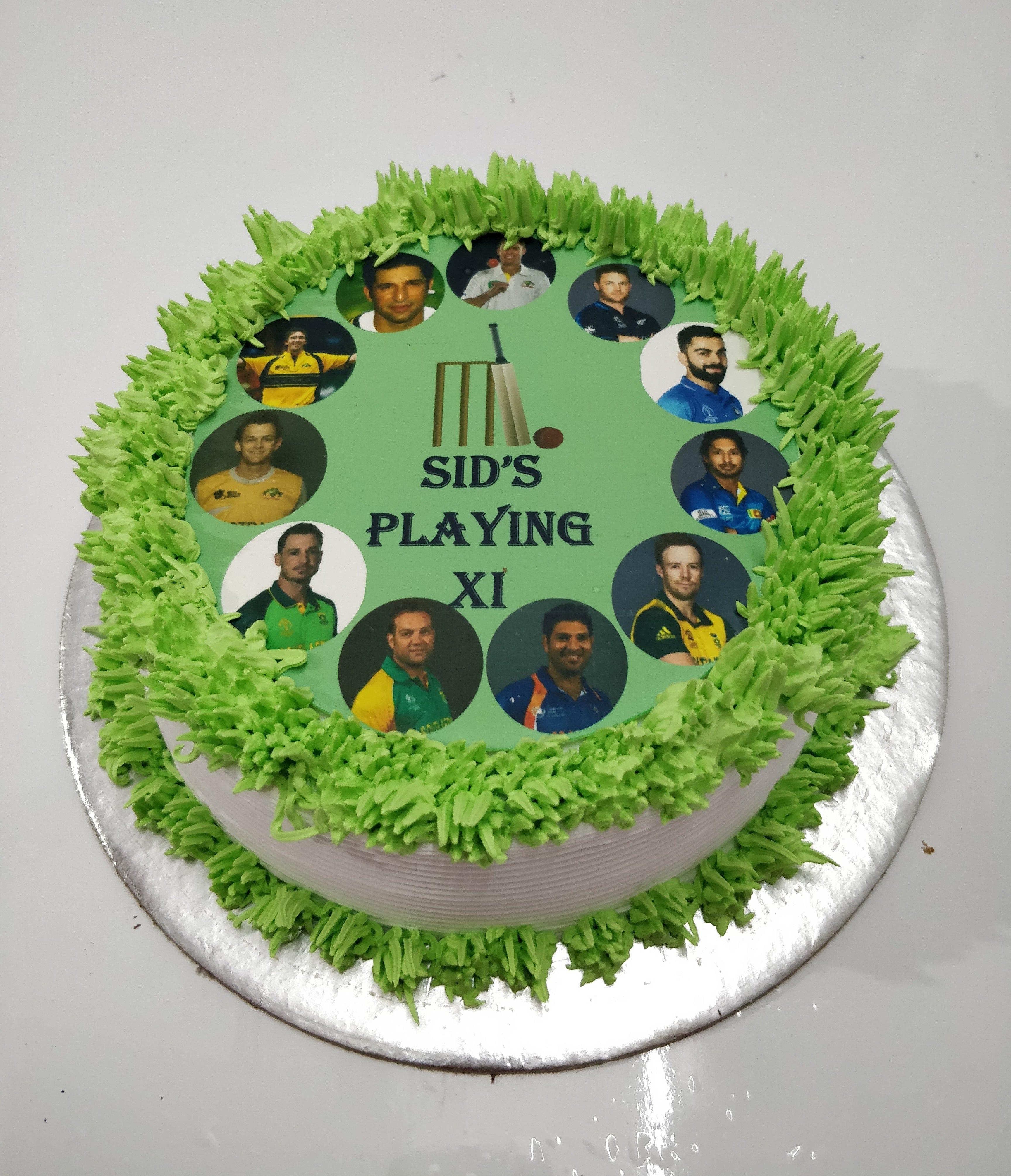 Buy Cricket Cake Topper Edible Personalised Round Cake Topper Online in  India - Etsy