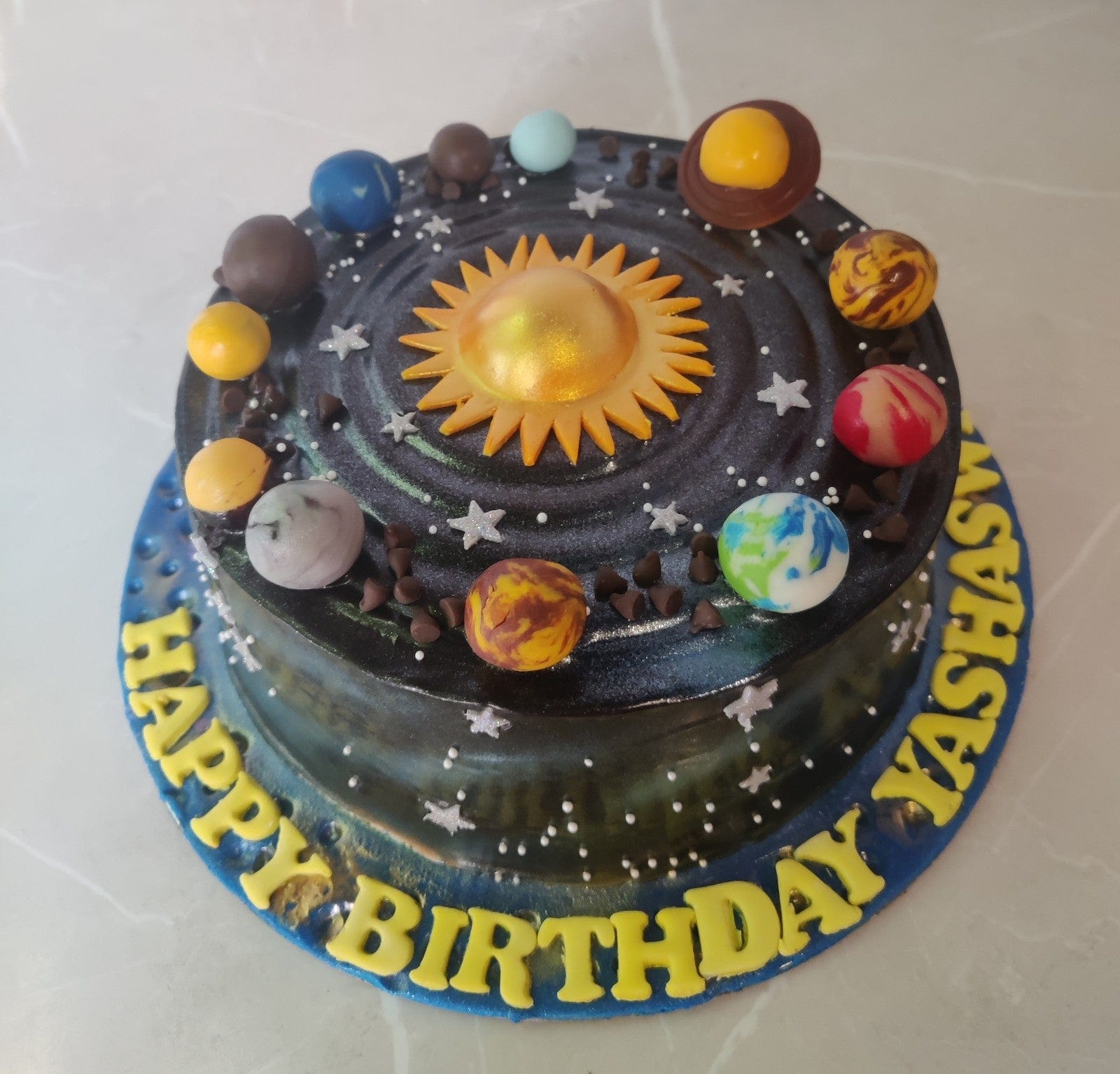 legateaucakes Solar System Cake